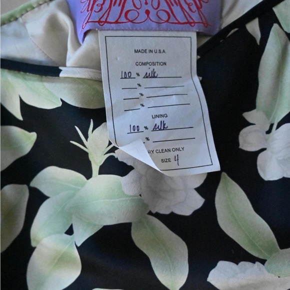 [SOLD] Tuleh Silk Floral Skirt - Picture 10 of 10